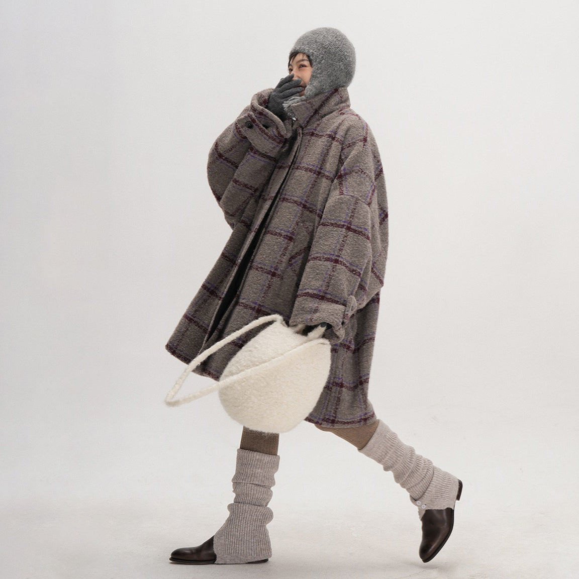 【アウター】レトロムード漂うチェック柄ケープコート♡ ゆったりシルエットで冬も暖かく上品に【JZシリーズ】【25~30日内発送】