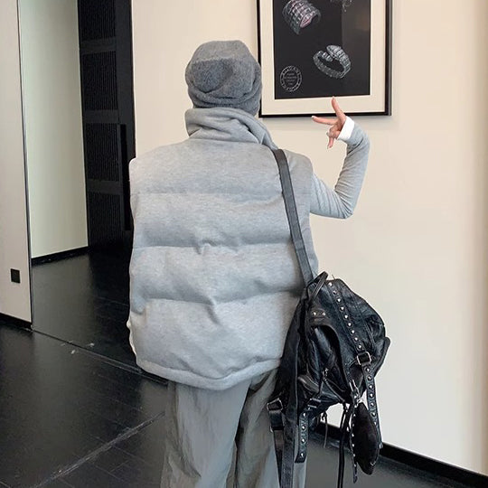 【トップス】ミニマルデザイン 刺繍中綿ベスト レディース 厚手で上品な雰囲気【FCシリーズ】