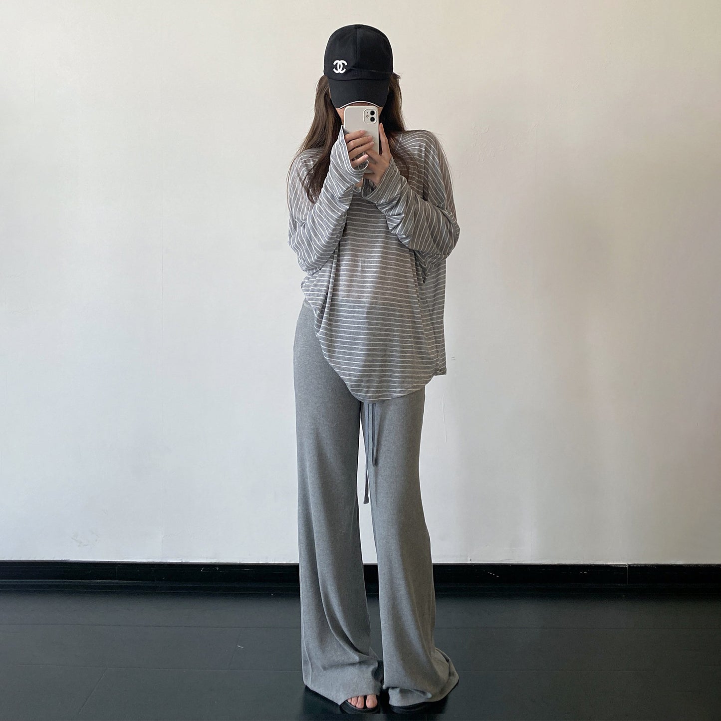 【ボトムス】レディース フレアパンツ ハイウエスト 美脚 脚長効果 ストレッチ 柔らかい 細見え ロングパンツ カジュアル 春夏【FCシリーズ】