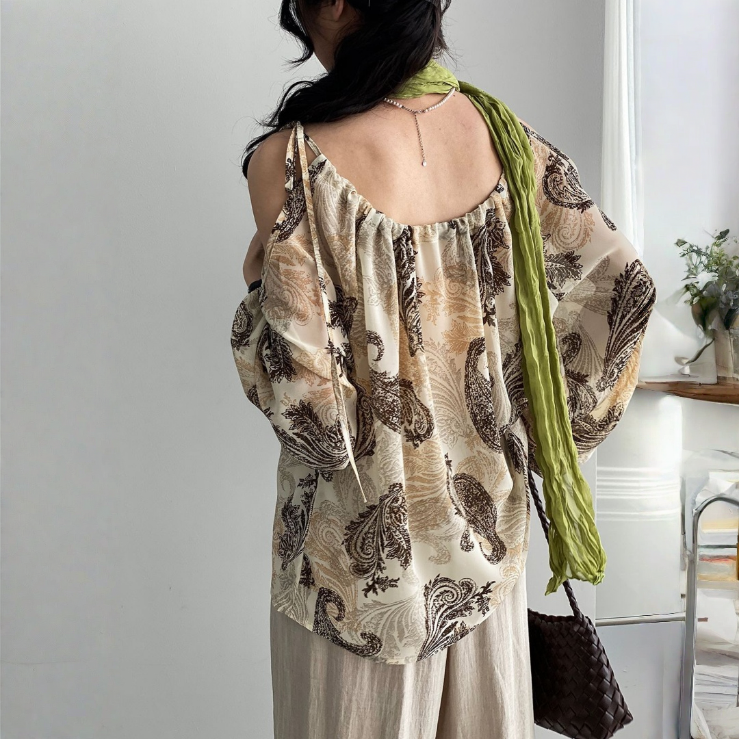 【トップス】小島のそよ風 水墨プリント ハイネック オフショルダー 若見え シャツ【SHシリーズ】