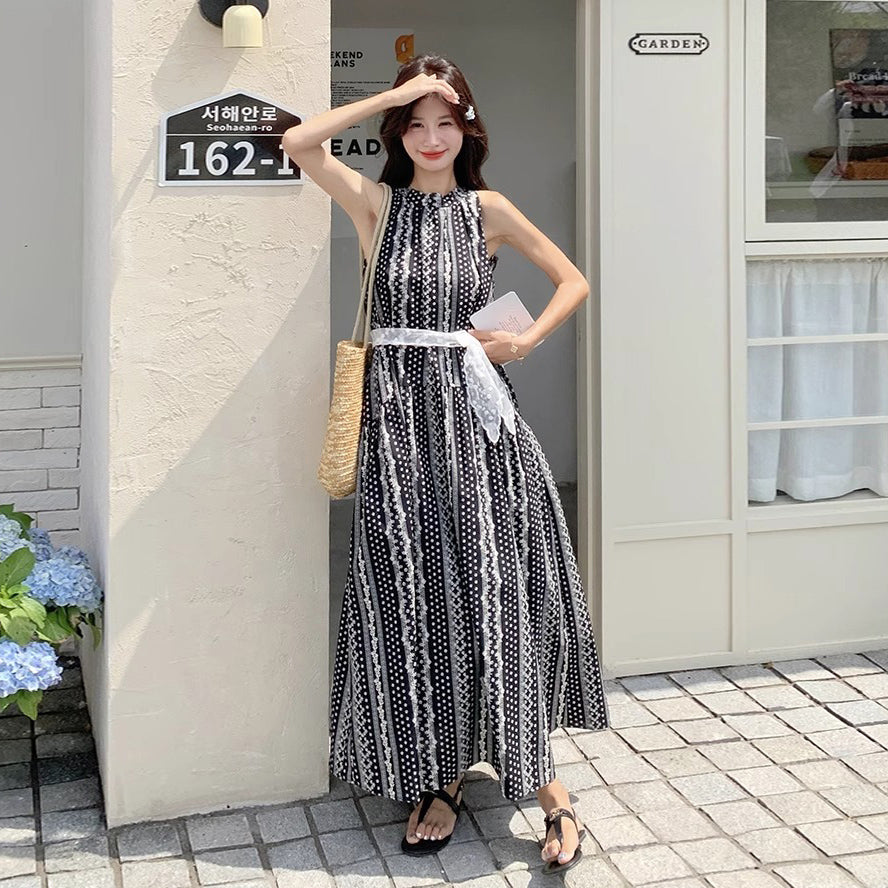 【ワンピース】フレンチ風 優美で個性的 刺繍入り オフショルダー ノースリーブワンピース【SHシリーズ】