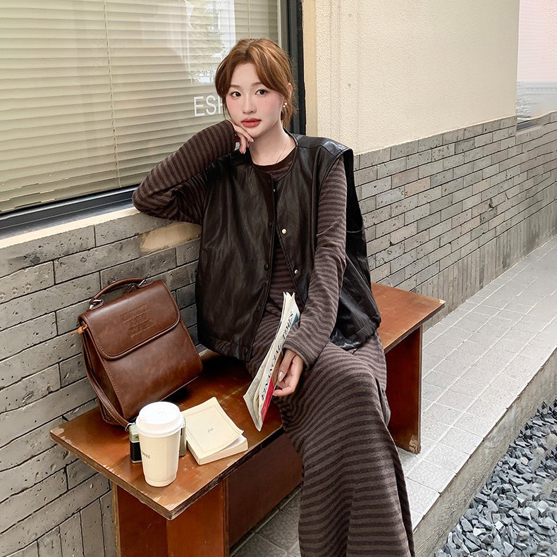 2点セット！【セットアップ】マラード風 おしゃれ レザーベスト＋ストライプワンピース セットアップ  春秋 韓国風 学院風【JZシリーズ】