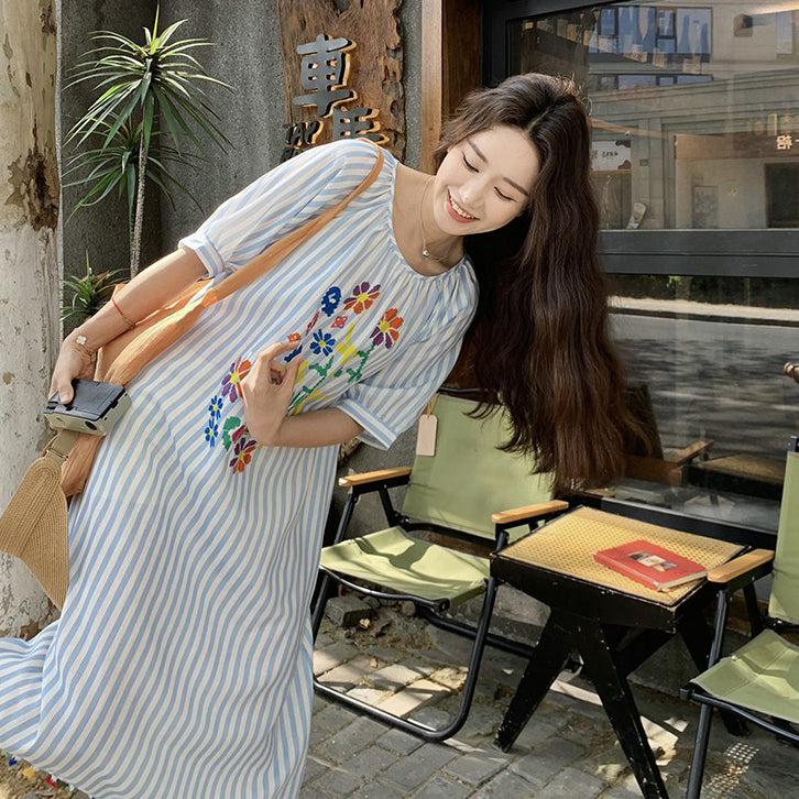 ワンピース】韓国風 上品 リラックス感 ストライプ柄 半袖ワンピース