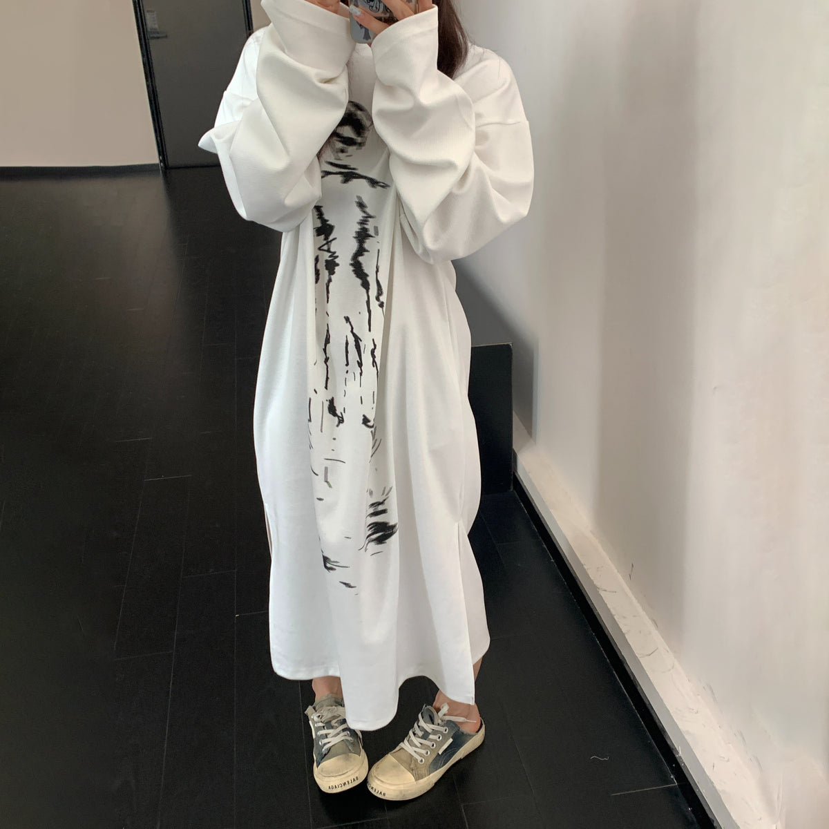 【ワンピース】薄手ロングワンピース レディース 初秋 長袖 ゆったり リラックス感 オーバーサイズ【FCシリーズ】
