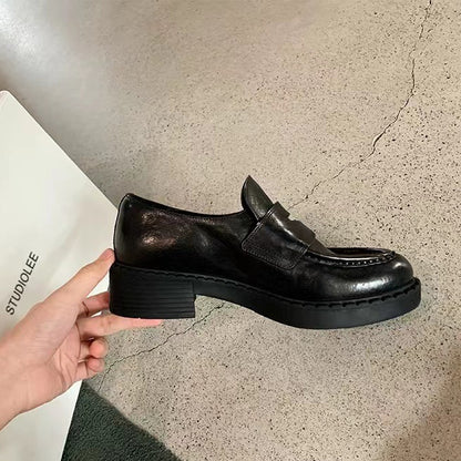 【シューズ】秋新作 イギリス風 ヴィンテージ シューズ レディース 丸トゥ ソフトレザー 太ヒール ローファーパンプス