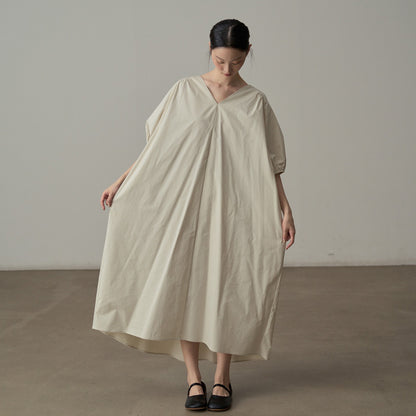 【ワンピース】夏新作 フランス風 Vネック パフ袖 無地ロングドレス 後ろ開き ゆったりシルエット 半袖ワンピース【JZシリーズ】