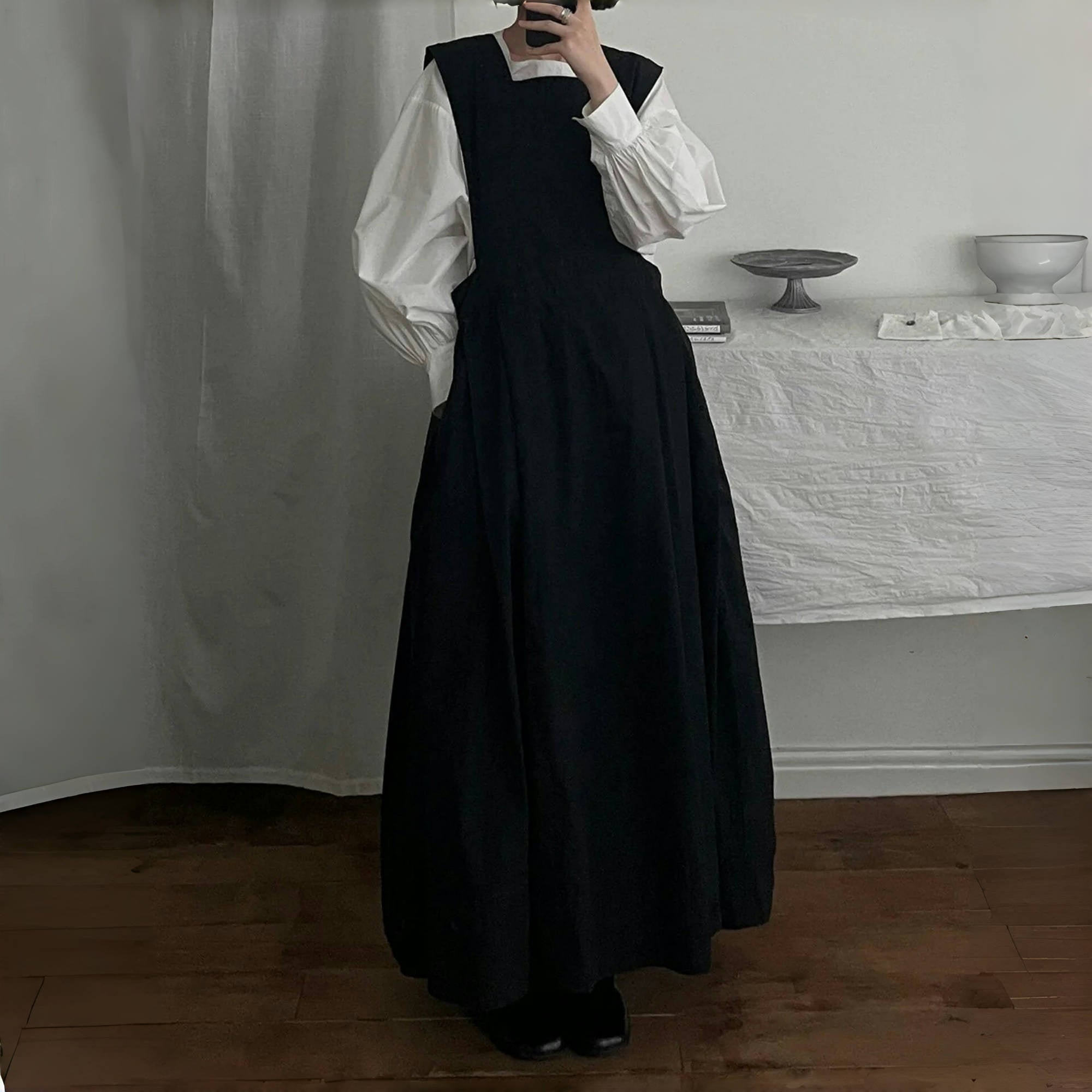 2022年♡美品♡ルネ パール ビジュー ワンピース ノースリーブ ブルー 38 SALE!ホルターネックロングドレス/ワンカラー/シアー/ビジュー