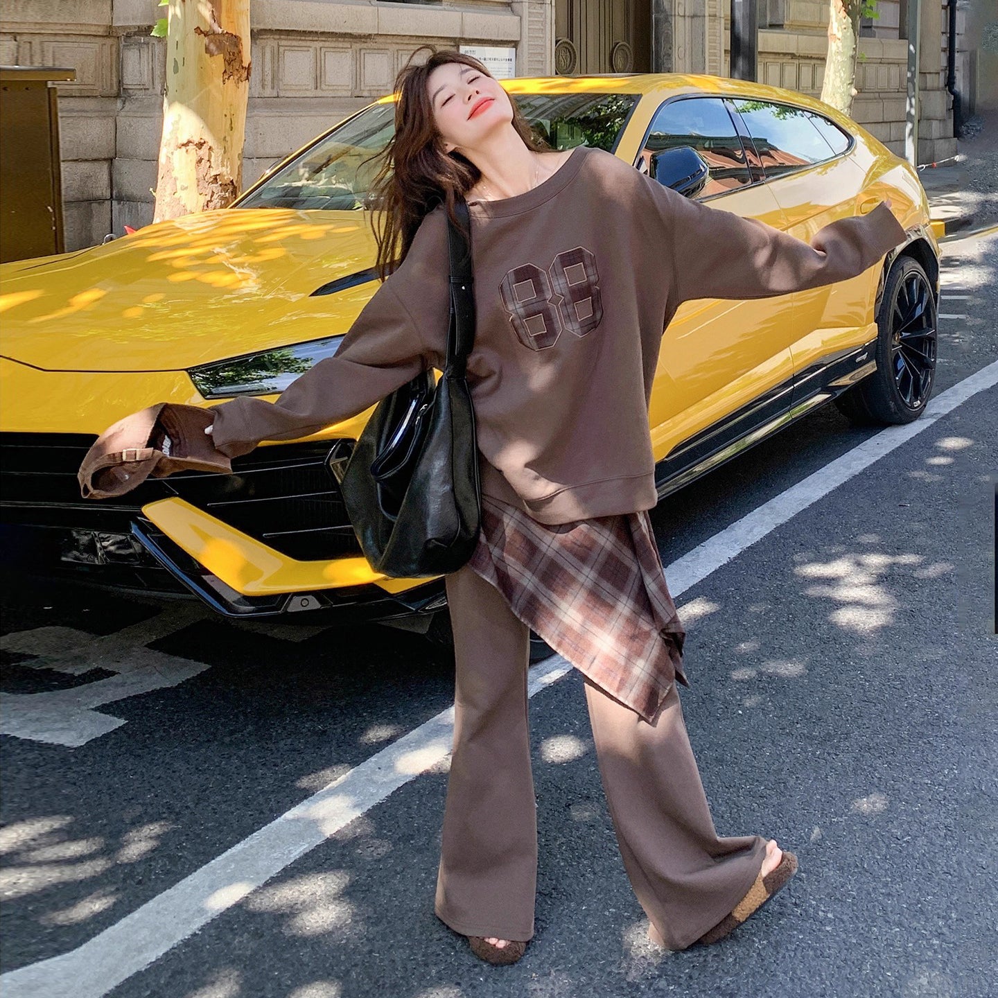 2点セット!【セットアップ】ブラウン 韓国風 カジュアル ロゴスウェット＋チェックワイドパンツ 上下セット【JZシリーズ】