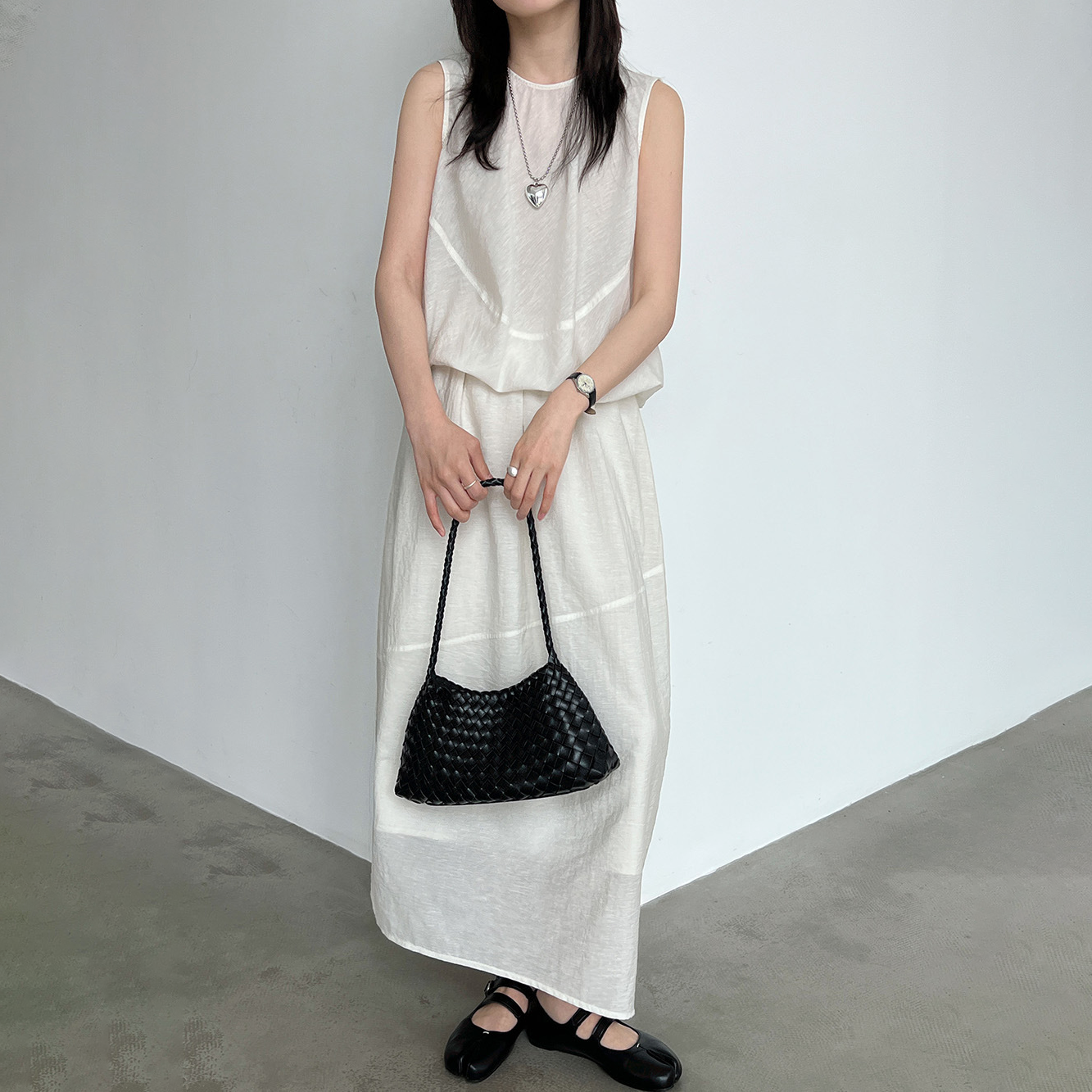 【セットアップ】リラックス風 セミシアー ノースリーブ トップス & スカート 上下セット レディース 夏 フェミニン 大人可愛い 通勤 ゆったり 体型カバー 人気【JZシリーズ】