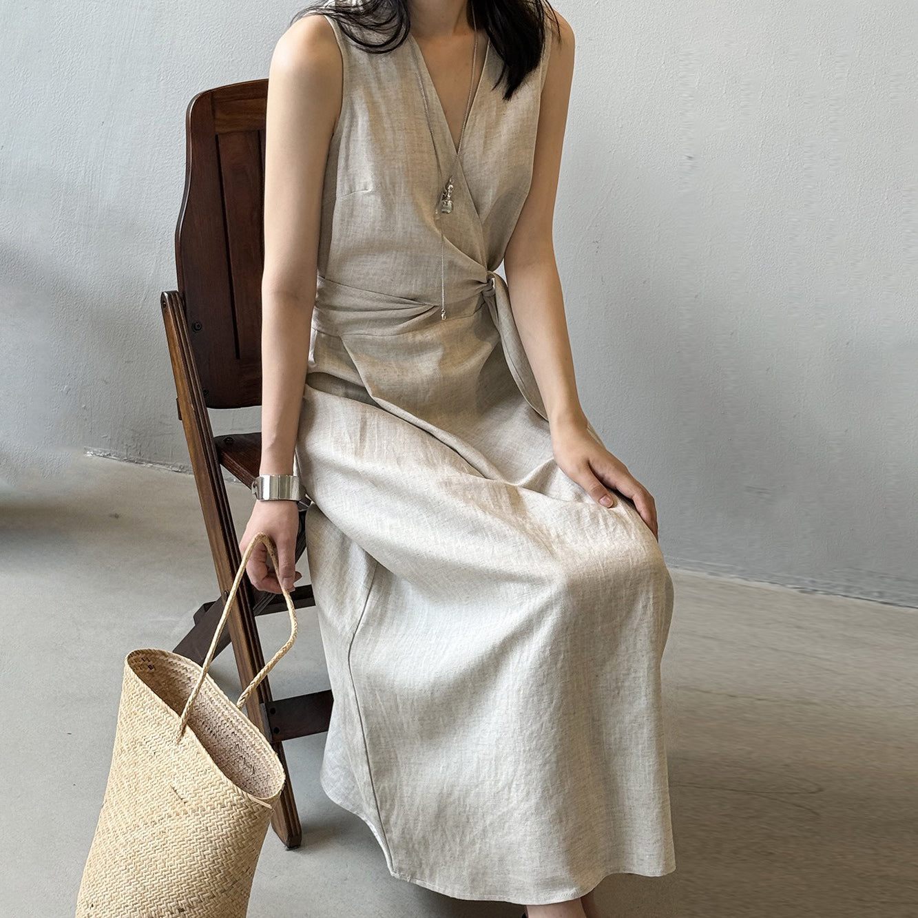 【ワンピース】夏新作 フレンチスタイル ノースリーブ Vネック 着痩せ効果 韓国風 ワンピース【JZシリーズ】