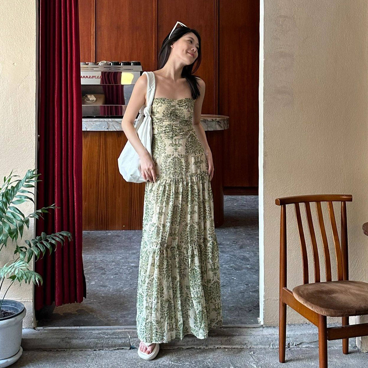 【ワンピース】【大人可愛い】フレンチ ノースリーブ キャミワンピース｜海辺 リゾート バカンス ロング丈｜上品 高級感 ビーチドレス【SHシリーズ】