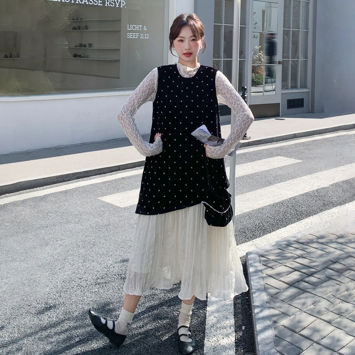 2点セット【セットアップ】フレンチ 高級感 ドット柄  セットアップ 2026春新作 レース切替 キャミワンピース＆インナーレディース【SHシリーズ】