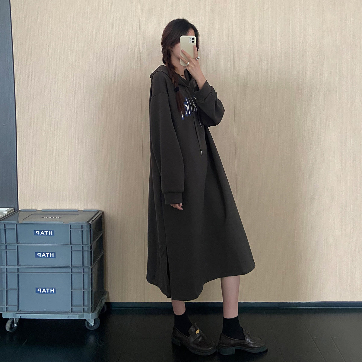 【ワンピース】ロゴプリントフード付きスウェットワンピース レディース 秋新作 大きいサイズ ゆったり 体型カバー【JZシリーズ】