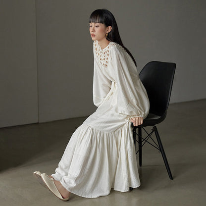 【ワンピース】フレンチ風 刺繍 レース 長袖ワンピース｜透かしデザイン リゾート感あふれるロングドレス【JZシリーズ】