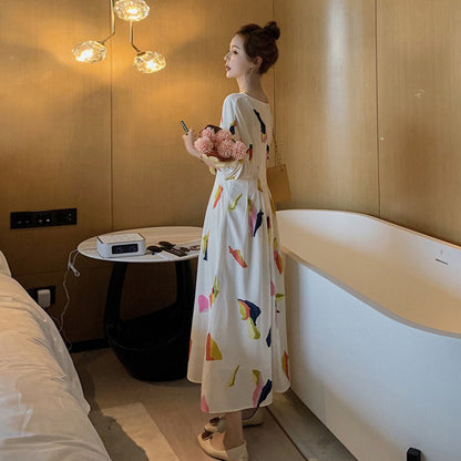 【ワンピース】花柄 長袖ワンピース フレンチ風 ミディ丈 レトロで優しい雰囲気のAラインドレス【SHシリーズ】