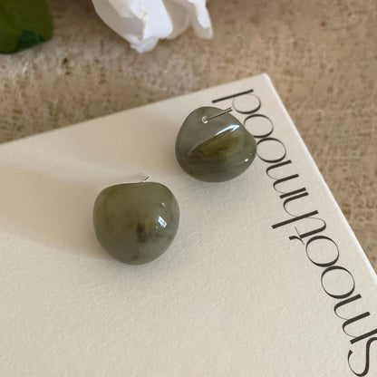 【🎁 B2G1｜先行スタート！】【グッズ】アクリルボールピアス 新作 日系 高級感 レトロ シンプル 万能 スタッドピアス