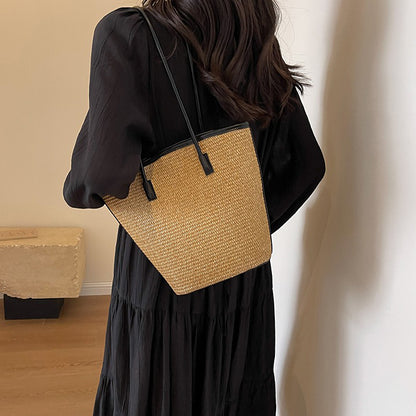 内袋プレゼント！【バッグ】ラフィア風トートバッグ 大容量 通勤OK 流行バケツ型ショルダー