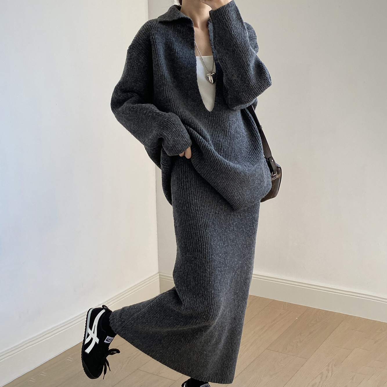 2点セット！【セットアップ】レディース 秋 カジュアル プルオーバー＋ハイウエストスカート 上下セット【JZシリーズ】