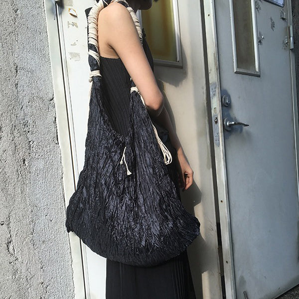 【バッグ】オリジナルデザイナーズ ワンショルダーバッグ プリーツデザイン＋ハンドメイド結びデザイン