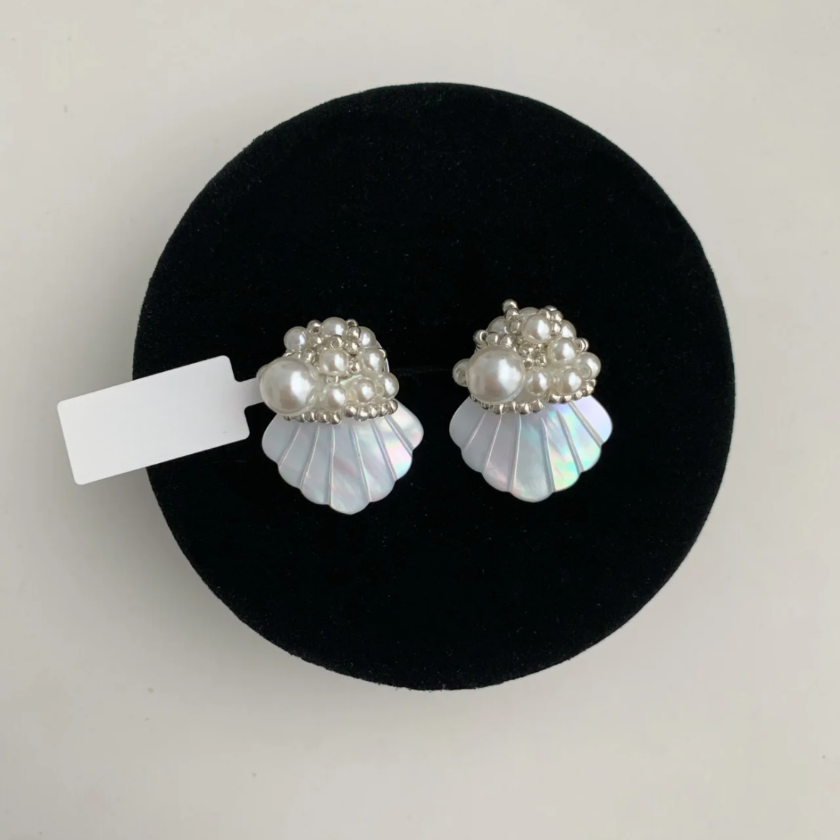 【グッズ】【🌊マーメイドパーティー】天然シェル ハンドメイドビーズ 個性的なギフト 軽奢ヴィンテージ風 ピアス / イヤリング 【JZシリーズ】