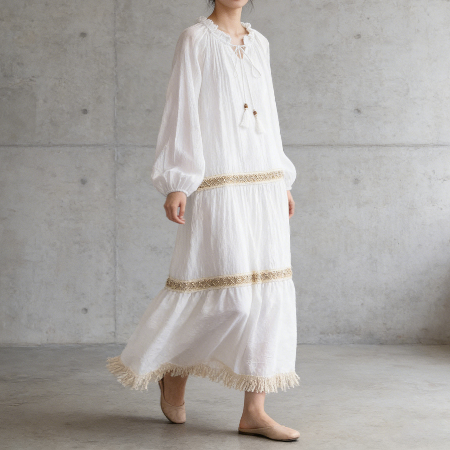 【ワンピース】一目惚れ確定！リゾート感たっぷり 民族風ロングドレス｜タッセル＆フレア袖 長袖ワンピース【SHシリーズ】