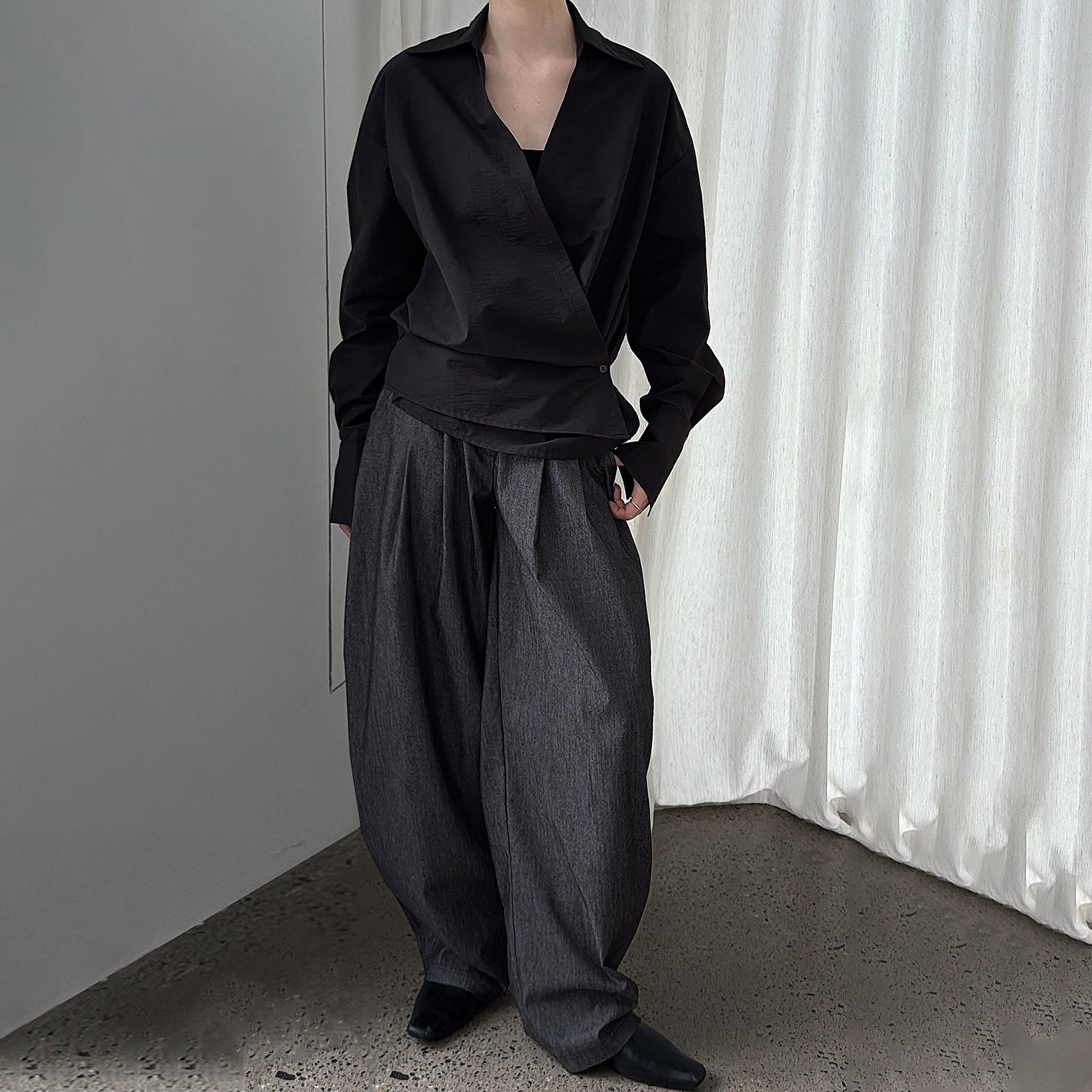 【トップス】Vネック ウエストマークシャツ レディース  韓国風ハイセンスブラウス【SNシリーズ】