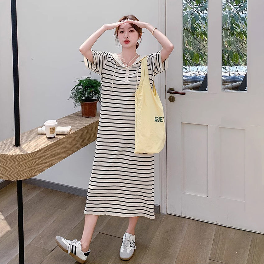 【ワンピース】透かし編みフード付きニットストライプ 半袖ワンピース レディース 夏 学院風 韓国風コーデ 【SHシリーズ】