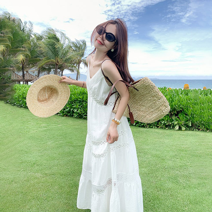 【ワンピース】リゾート風 ホワイト Vネック キャミワンピース 夏 レディース ゆったり ノースリーブロングドレス【JZシリーズ】