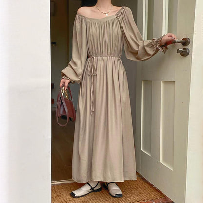 【ワンピース】夏春秋 全7色 韓国風オフショルダー ゆったり シルエットでスリムに見える 長袖ワンピース