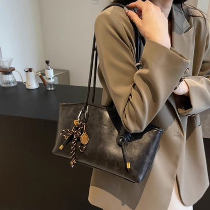 4色展開【バッグ】高見えヴィンテージ風 大容量トートバッグ 2025春夏新作 通勤＆肩掛けOK