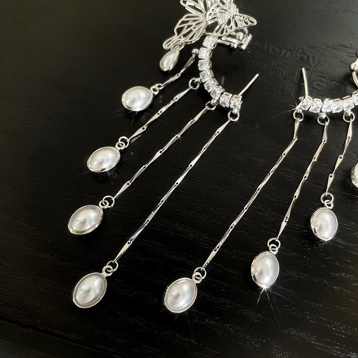 【🎁 B2G1｜先行スタート！】【グッズ】蝶モチーフ メッシュタッセル イヤーカフ イヤリング一体型 小众 高級感 レディース ピアス