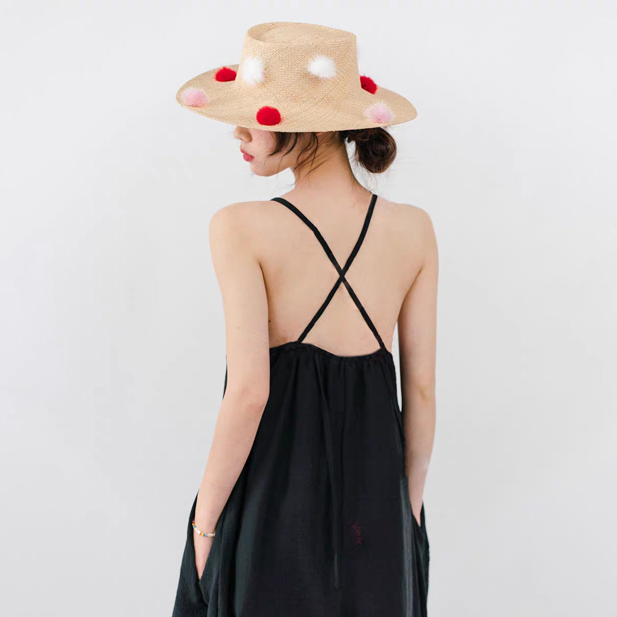 【ボトムス】ミニマルでおしゃれなオーバーサイズ 夏用 ゆったり涼しい キャミソールオールインワン