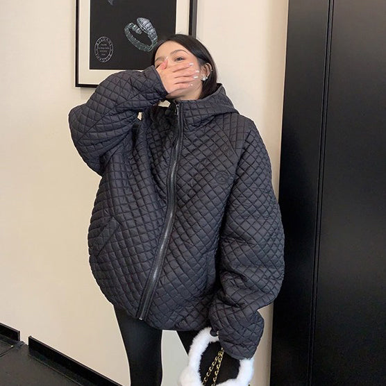 【アウター】シンプル上品 ダウンコート  菱形キルティング 軽量フード付きダウンジャケット【FCシリーズ】【10~13日発送】
