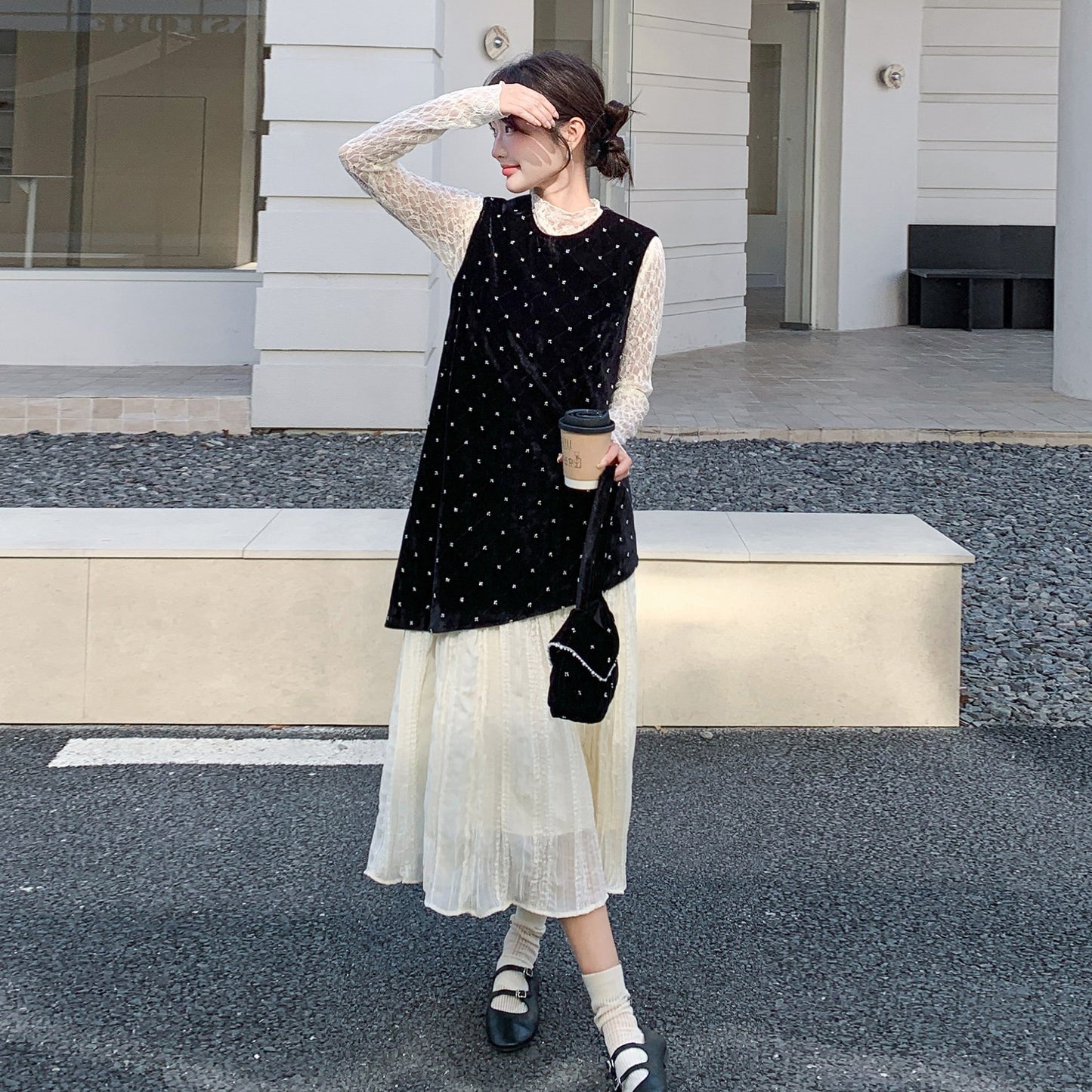 2点セット【セットアップ】フレンチ 高級感 ドット柄  セットアップ 2026春新作 レース切替 キャミワンピース＆インナーレディース【SHシリーズ】
