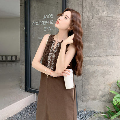 【ワンピース】映え感抜群 フリンジ×刺繍 ノースリーブボヘミアンワンピース 体型カバーも叶うリゾートスタイル【JZシリーズ】