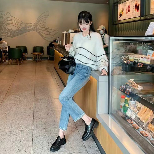 【シューズ】秋新作 イギリス風 ヴィンテージ シューズ レディース 丸トゥ ソフトレザー 太ヒール ローファーパンプス