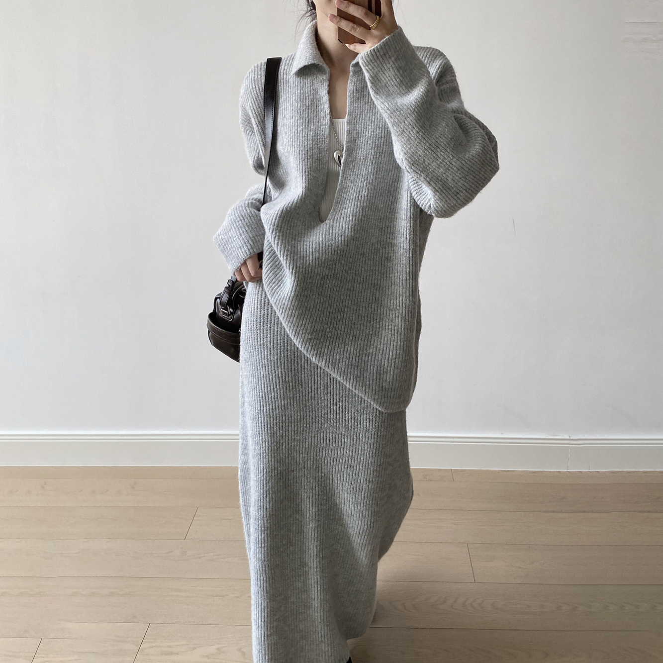 2点セット！【セットアップ】レディース 秋 カジュアル プルオーバー＋ハイウエストスカート 上下セット【JZシリーズ】