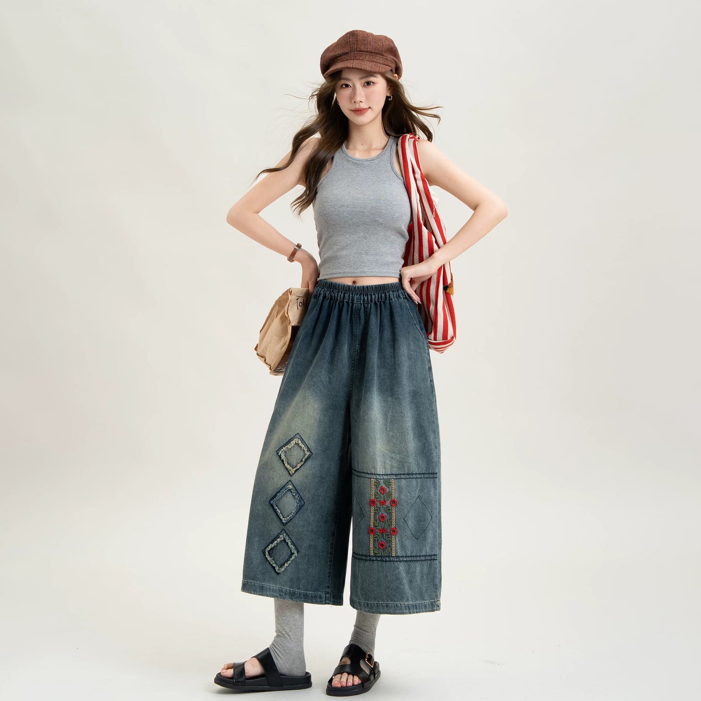 【ボトムス】ボヘミアン風 刺繍デニムハーフパンツ レディース 七分丈 ワイドシルエット ゴムウエスト【JZシリーズ】