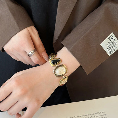 【グッズ】✨新作 レディース ヴィンテージ風 ボヘミアンブレスレット 存在感あり 華やか レトロ調 上品見え 小众デザイン