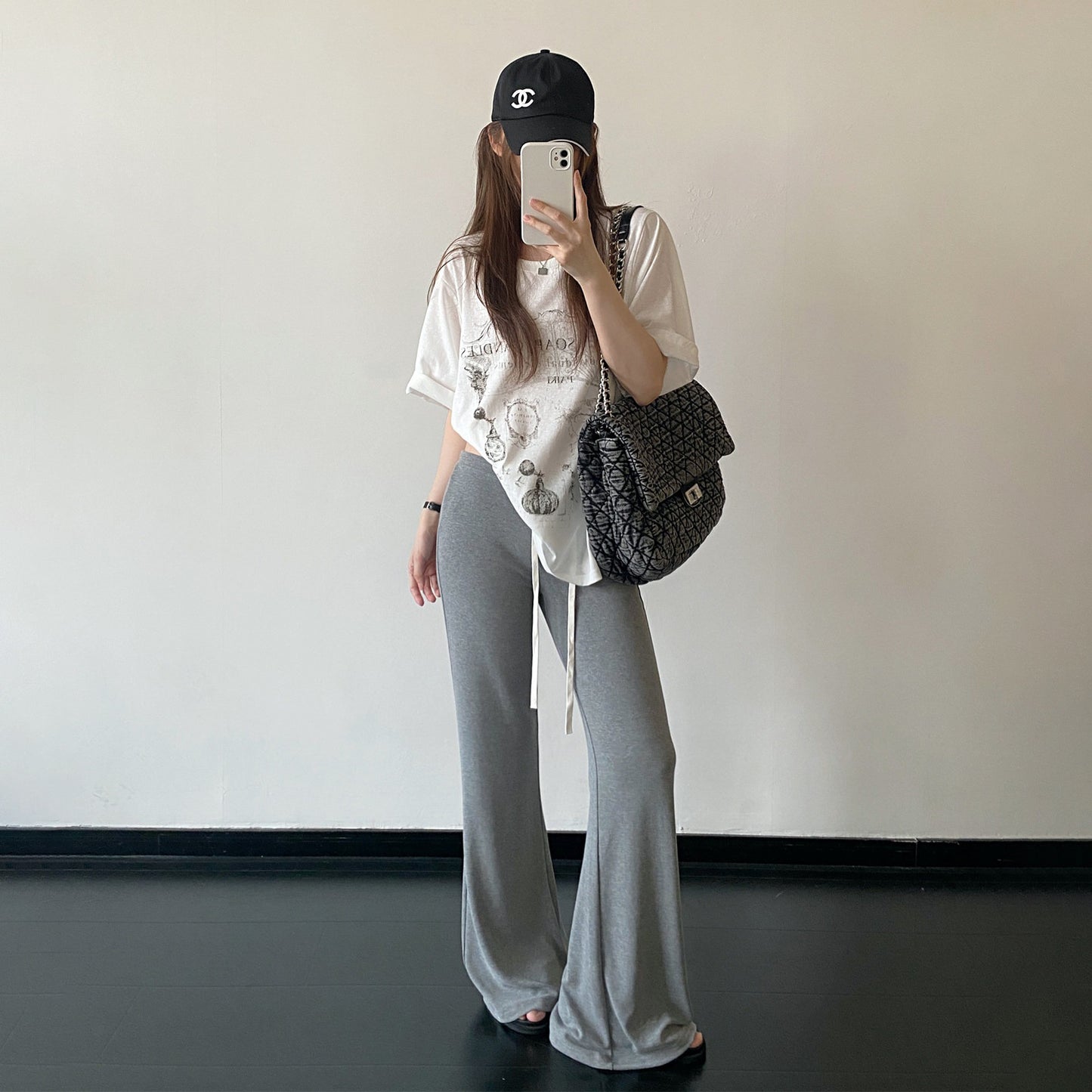 【トップス】ヴィンテージ風 Tシャツ レディース 夏 ダメージ加工 クールアート柄 ルーズフィット 半袖 トップス カジュアル 人気【FCシリーズ】