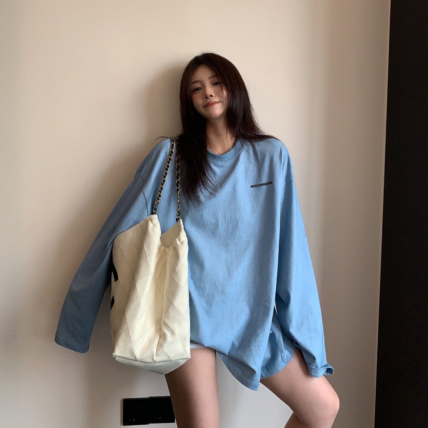 【トップス】ウォッシュ加工 刺繍 リラックス クルーネック 長袖Tシャツ 【FCシリーズ】