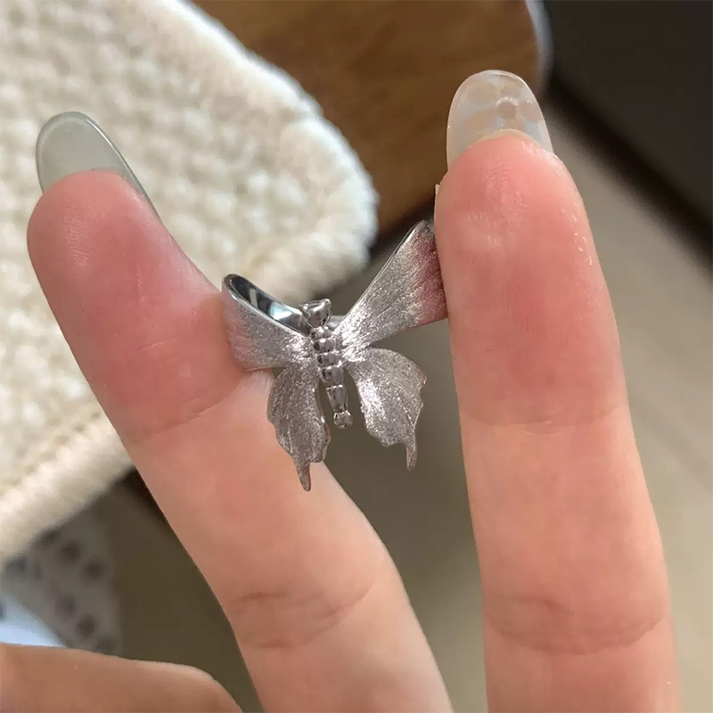 【グッズ】レディース バタフライリング 開口調整可 小众独特 高級感 中古風 指輪