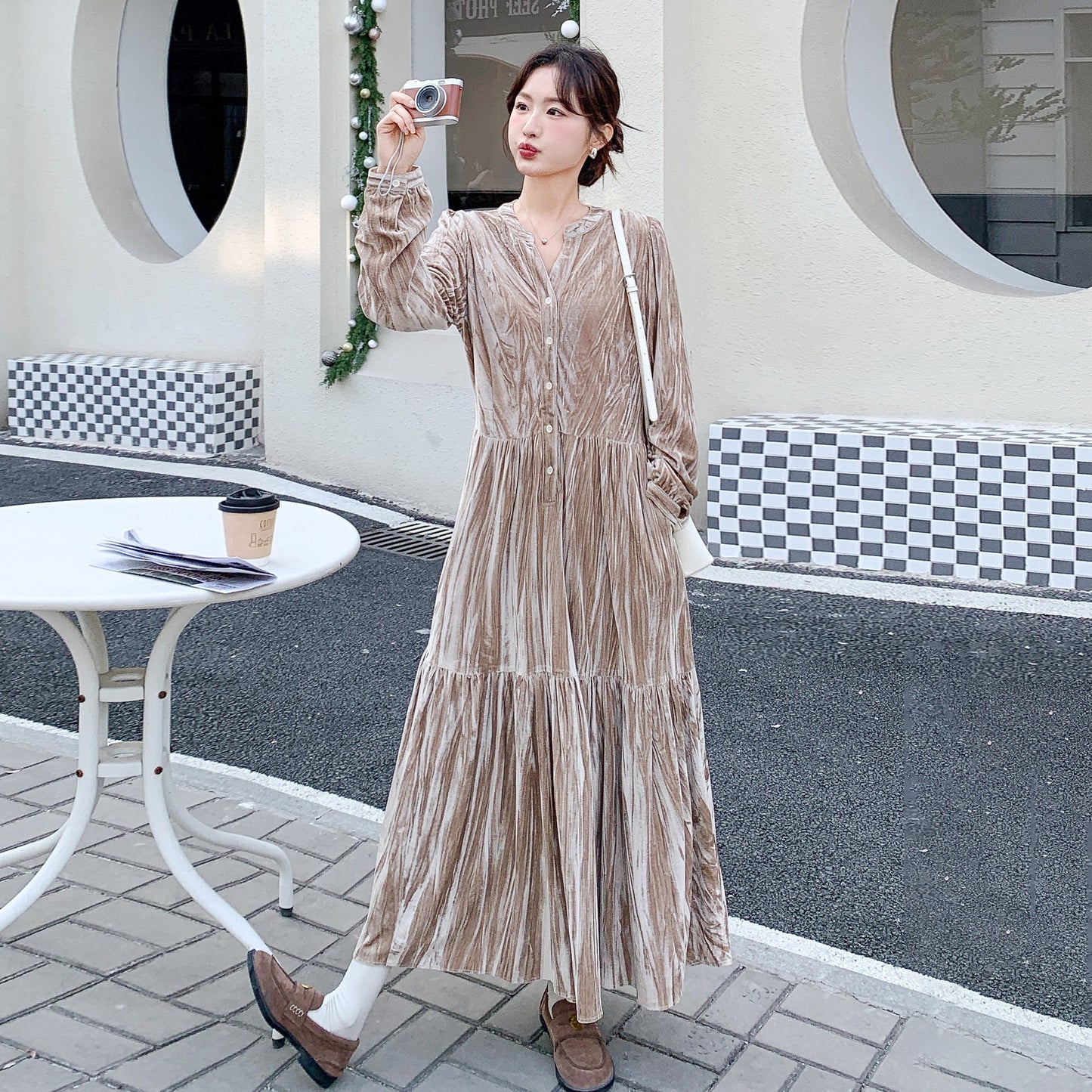 【ワンピース】Vネック ベロア 長袖ワンピース 春新作 ゆったり フレンチレトロ【JZシリーズ】