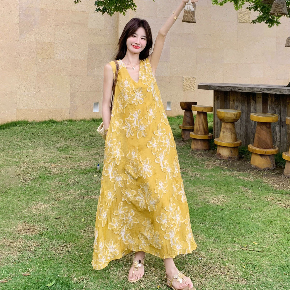 【ワンピース】刺繍ワンピース レディース 夏 Vネック ノースリーブ ロング丈 リゾート風 ゆったり【SHシリーズ】