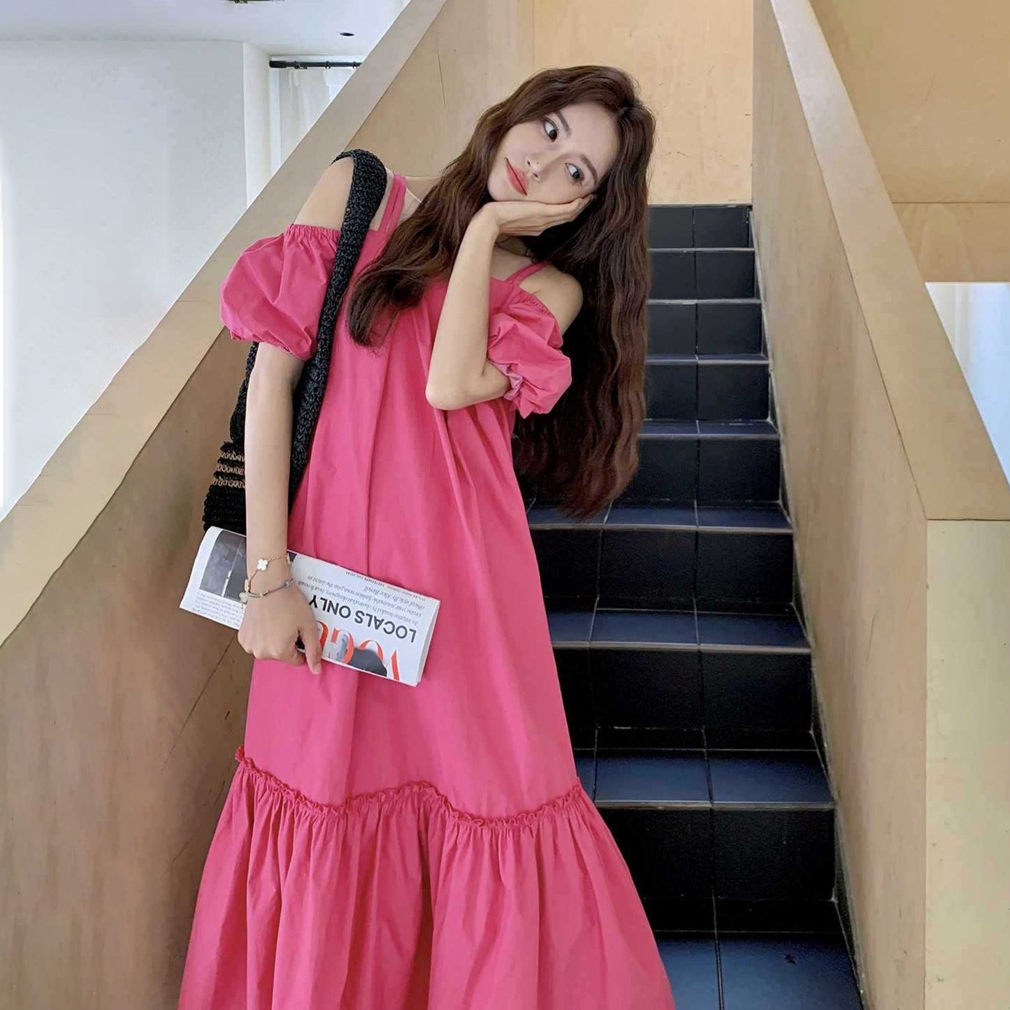 【ワンピース】おしゃれなリゾート風甘いゆったりオフショルダー半袖ワンピース