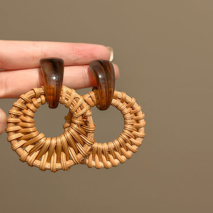 【🎁 B2G1｜先行スタート！】【グッズ】ヴィンテージ風バンブー＆ストロー編みピアス　春夏にぴったりのリゾート感＆高見えデザイン