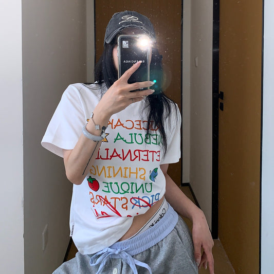 【トップス】夏  グラフィティ風 カラフルロゴプリント ショート丈 Ｔシャツ 【FCシリーズ】