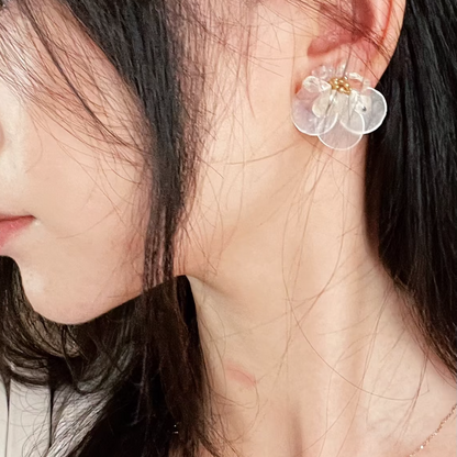 【グッズ】ベルリンの霧 ハンドメイド クリスタル 天然シェル ピアス / イヤリング