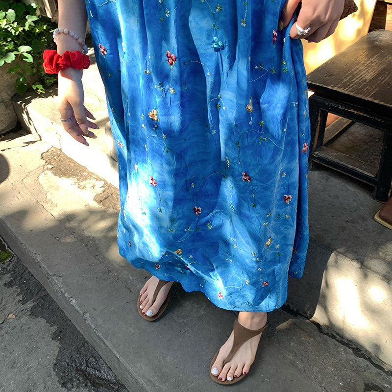 【ワンピース】ホリデーコーデにぴったり！立体刺繍テープ付きホルターネック ノースリーブワンピース リゾート風【SHシリーズ】