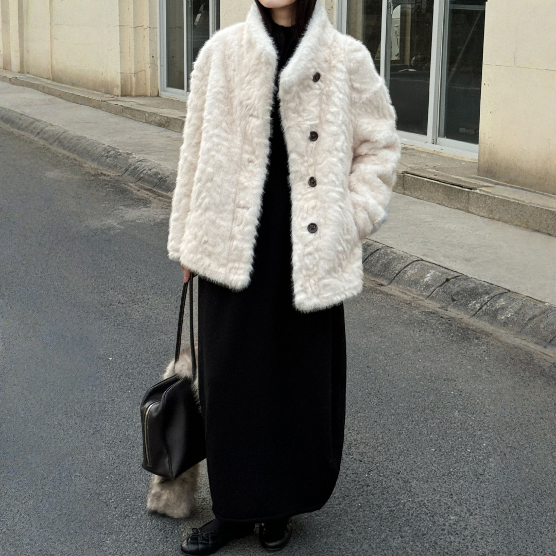 【アウター】フェイクファー レザー×ファー一体型 春 秋 冬 厚手 もこもこ コート 【JZシリーズ】